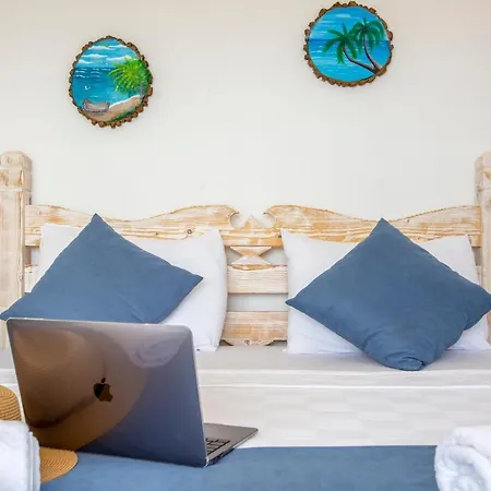 Alina Hotel